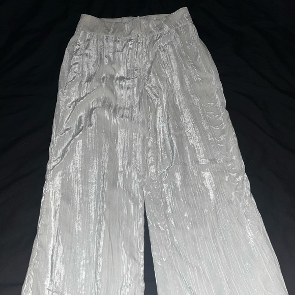 Nasty Gal Crushed Velvet Textured Wide Leg Pants. - Picture 4 of 7